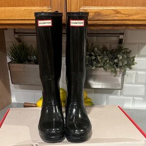 Hunter Glossy Black Rain Boots